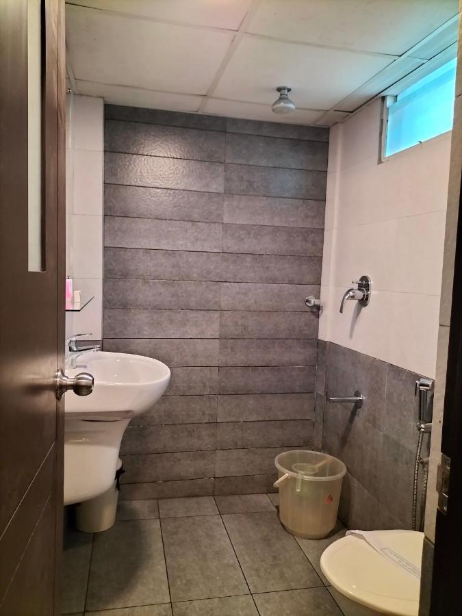 מלון קוז'יקודה Saas Residency מראה חיצוני תמונה