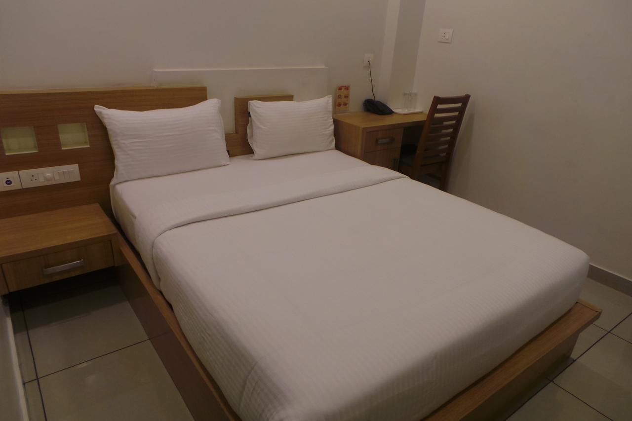 מלון קוז'יקודה Saas Residency מראה חיצוני תמונה