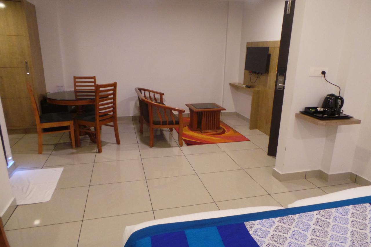 מלון קוז'יקודה Saas Residency מראה חיצוני תמונה